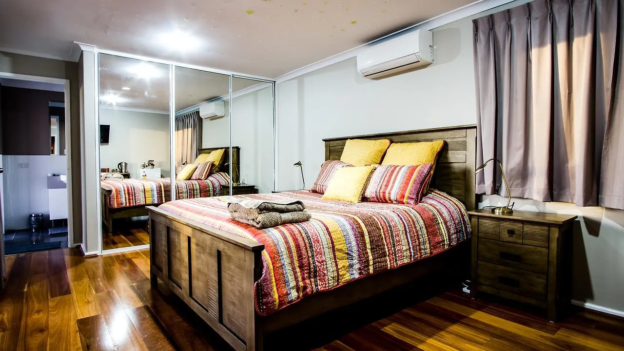 Mullaloo B & B Perth Bed & Breakfast